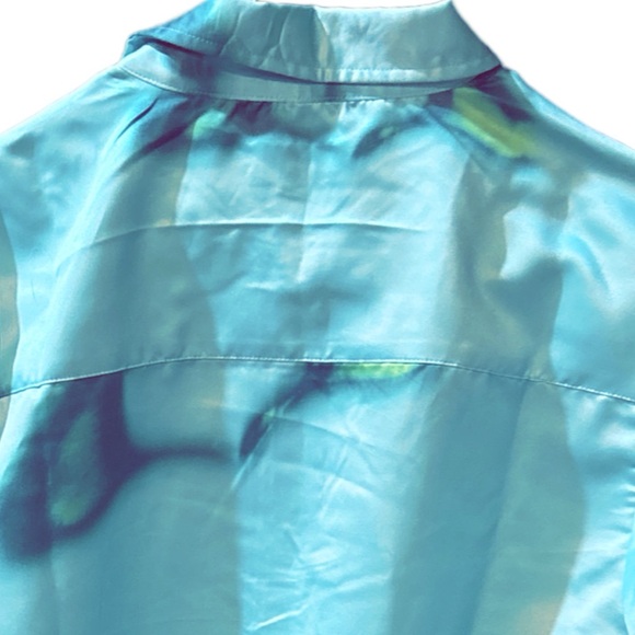 Boohoo Man Long Sleeve Satin Heart Hands Shirt - Picture 9 of 16